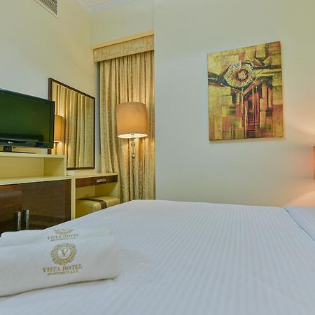 דובאי Vista Hotel Apartments Deluxe מראה חיצוני תמונה